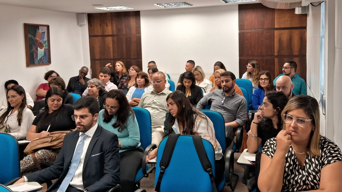 2 Quórum para Instalação de Carregador Elétrico em Condomínios é Tema de Debate no Encontro CAJ da ABADI