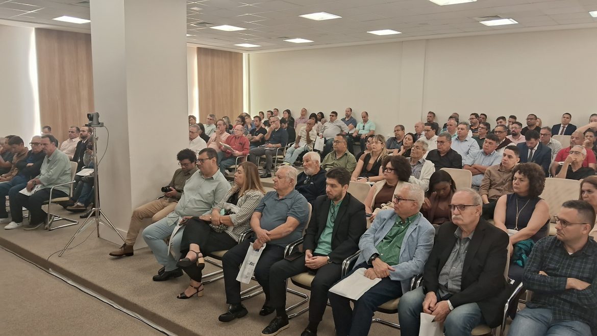 3 Evento ABADI debateu as tarifas de água abusivas e seus impactos nos condomínios